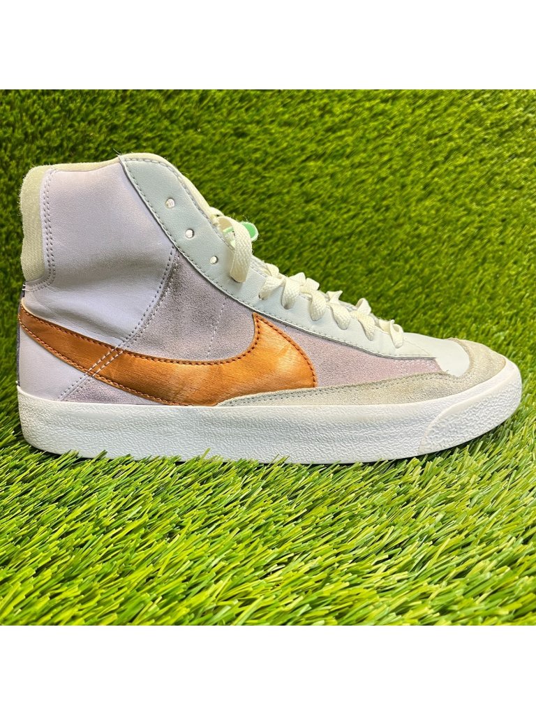 Nike Blazer Mid Se Boys Size 7y Purple White Athletic Walking Shoes Sneakers
